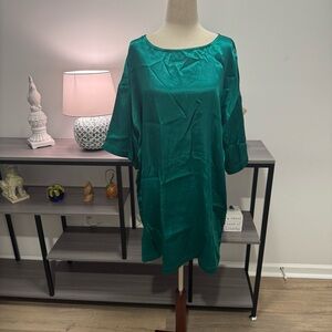 🖤Victoria’s Secret Gold Label Emerald Green Satin Sleep Shirt – Vintage (Size M)